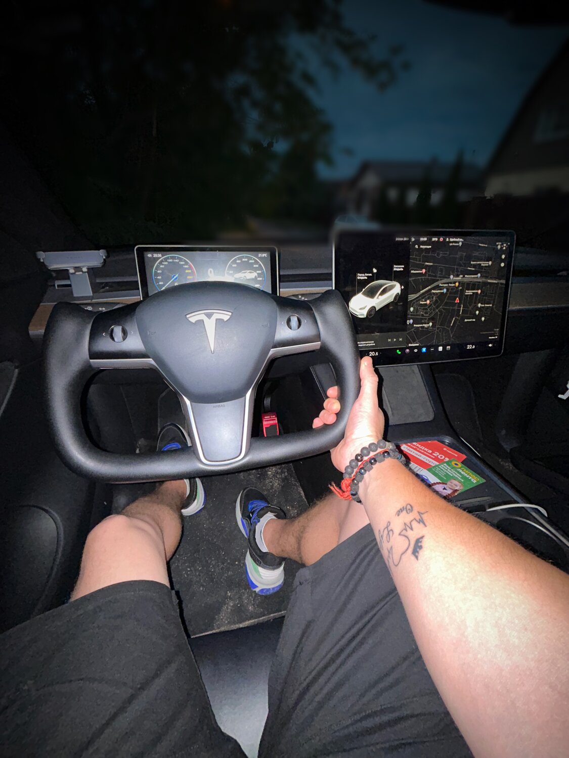 автомобиль tesla, tesla model 3 руль, руль тесла, тесла машина, tesla model 3 performance
