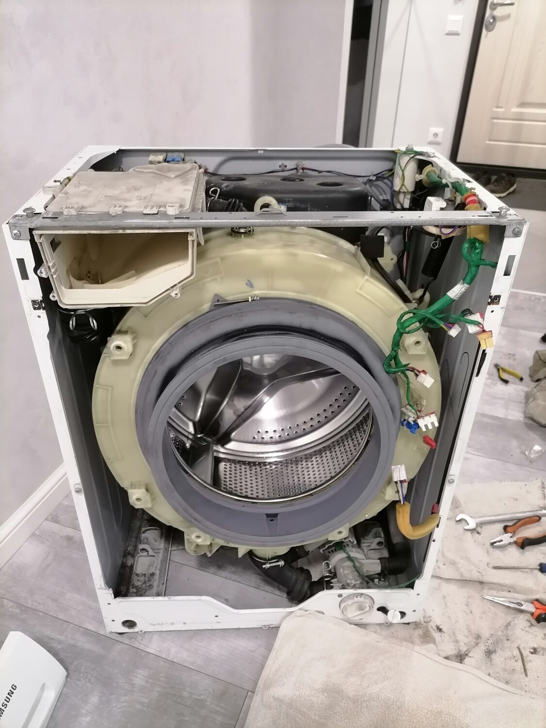 Ремонт стиральных машин с выездом на дом