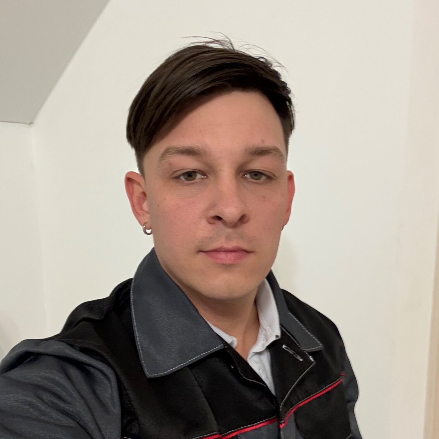 Антон Зиядинов