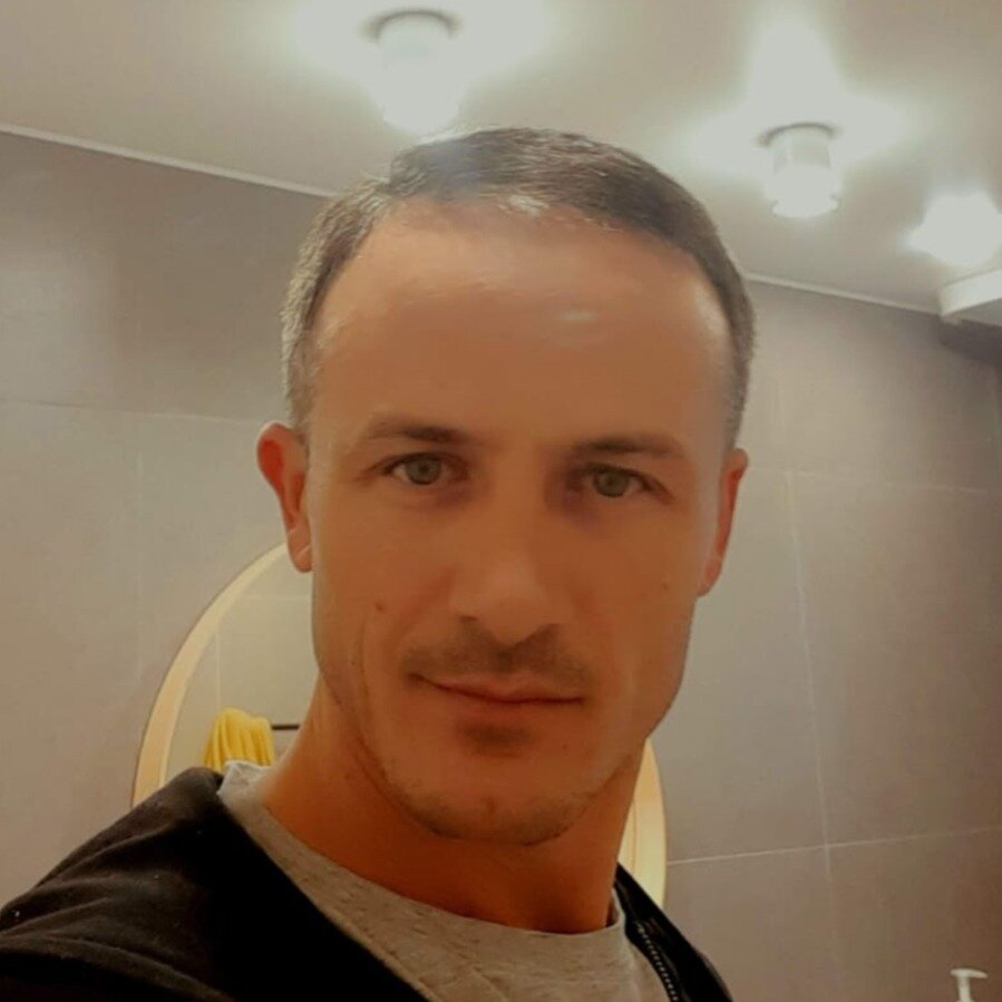 Юрий Евгеньевич Ц.