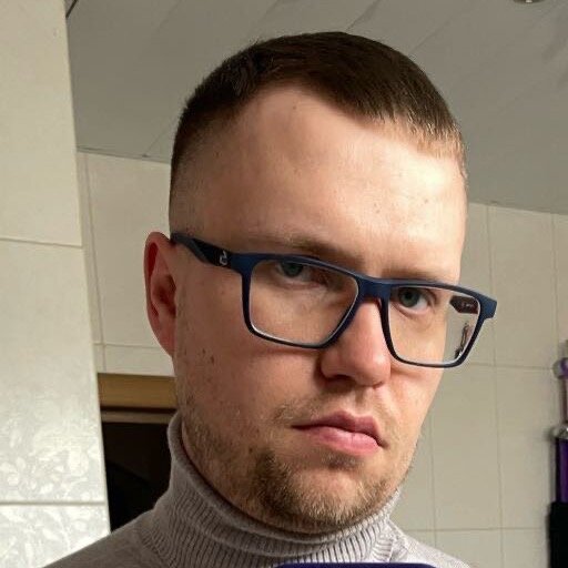 Максим Захарченко