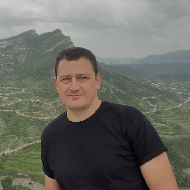 Алексеев Максим