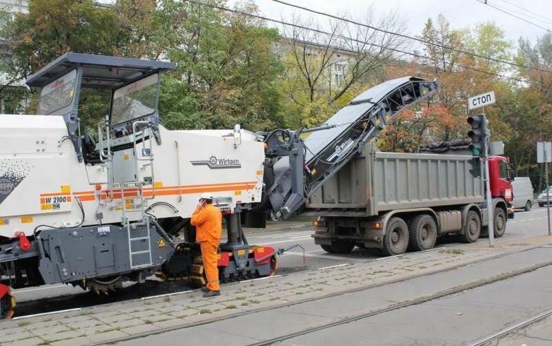 фреза виртген 2100, фреза для снятия асфальта wirtgen 2100, дорожная фреза, дорожная фреза д 530, дорожная фреза voegele