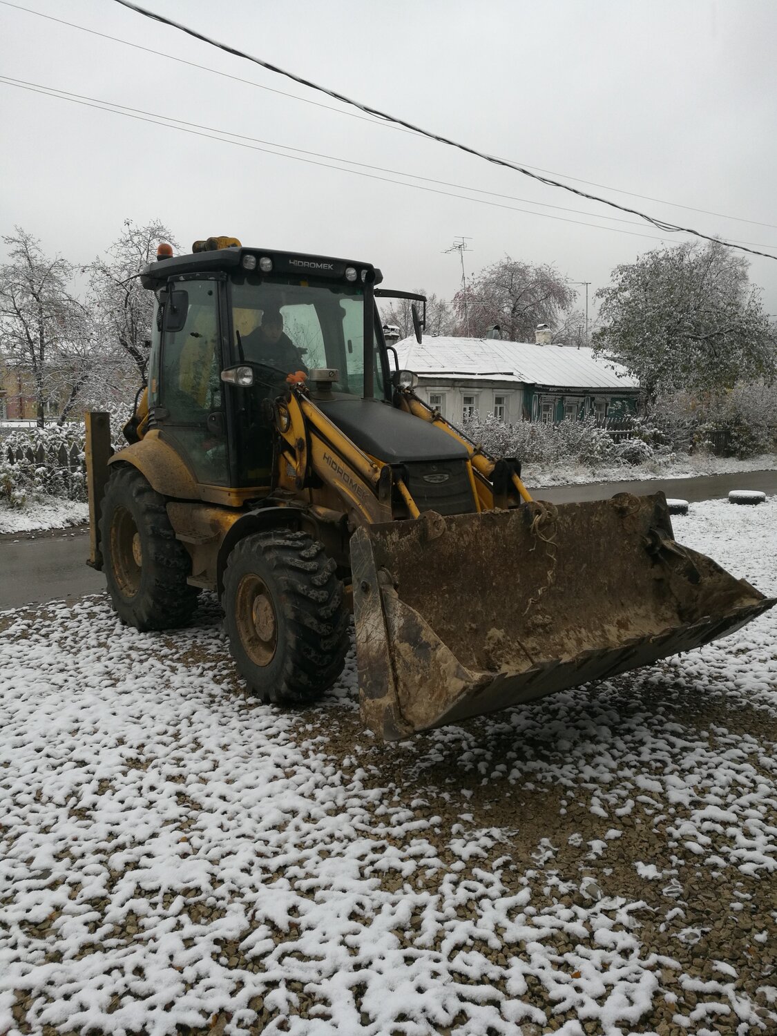 экскаватор-погрузчик hidromek 102b, фронтальный погрузчик, строительная техника, спецтехника экскаватор, фронтальный погрузчик caterpillar 3 куба