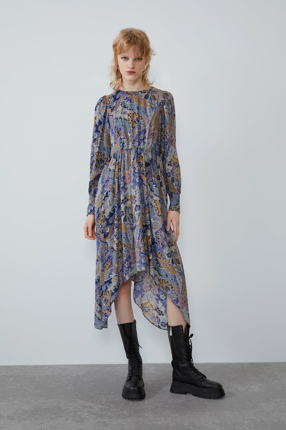 платье с принтом, trf collection zara платье, платье zara с принтом 2019, платье женское, асимметричное платье