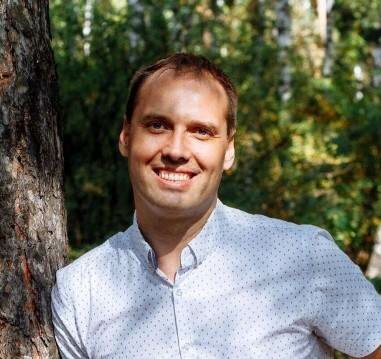 Максим Разиньков