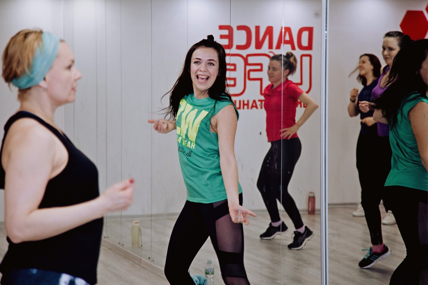 сальса леди стайл, школа танца, женский стиль в сальсе, зумба, танец