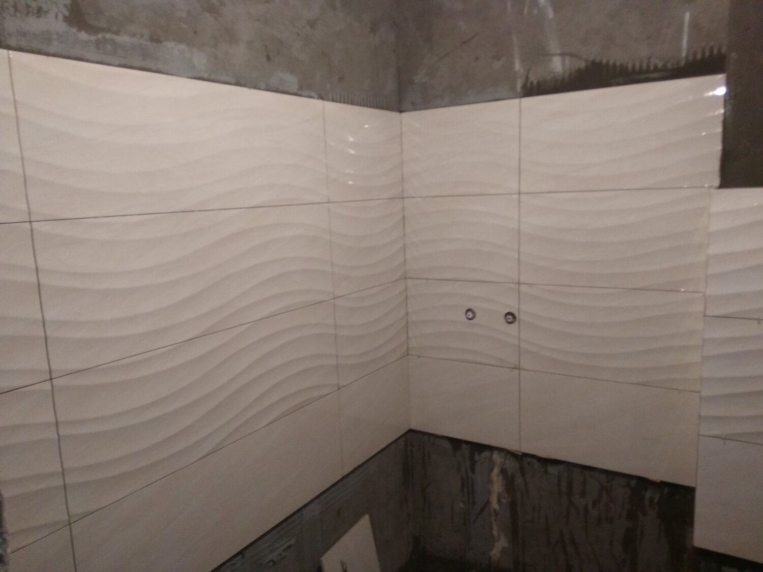 ванная комната, зеркальный фриз для плитки в ванной, напольный плинтус для ванной комнаты под плитку что лучше, внутренний уголок для плитки кабанчик, санузел