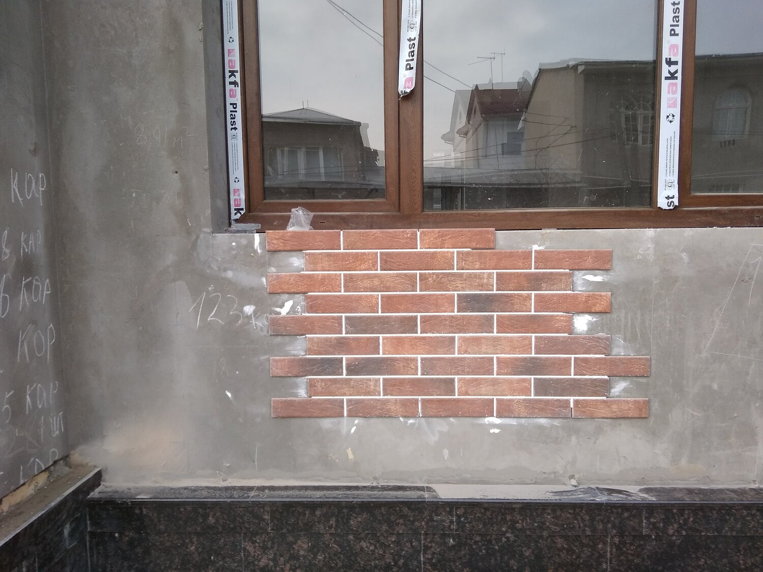 фасадная термопанель взкг, кирпичный фасад покрытый лаком, клинкерная термопанель, восстановление фасадного кирпича, термопанели