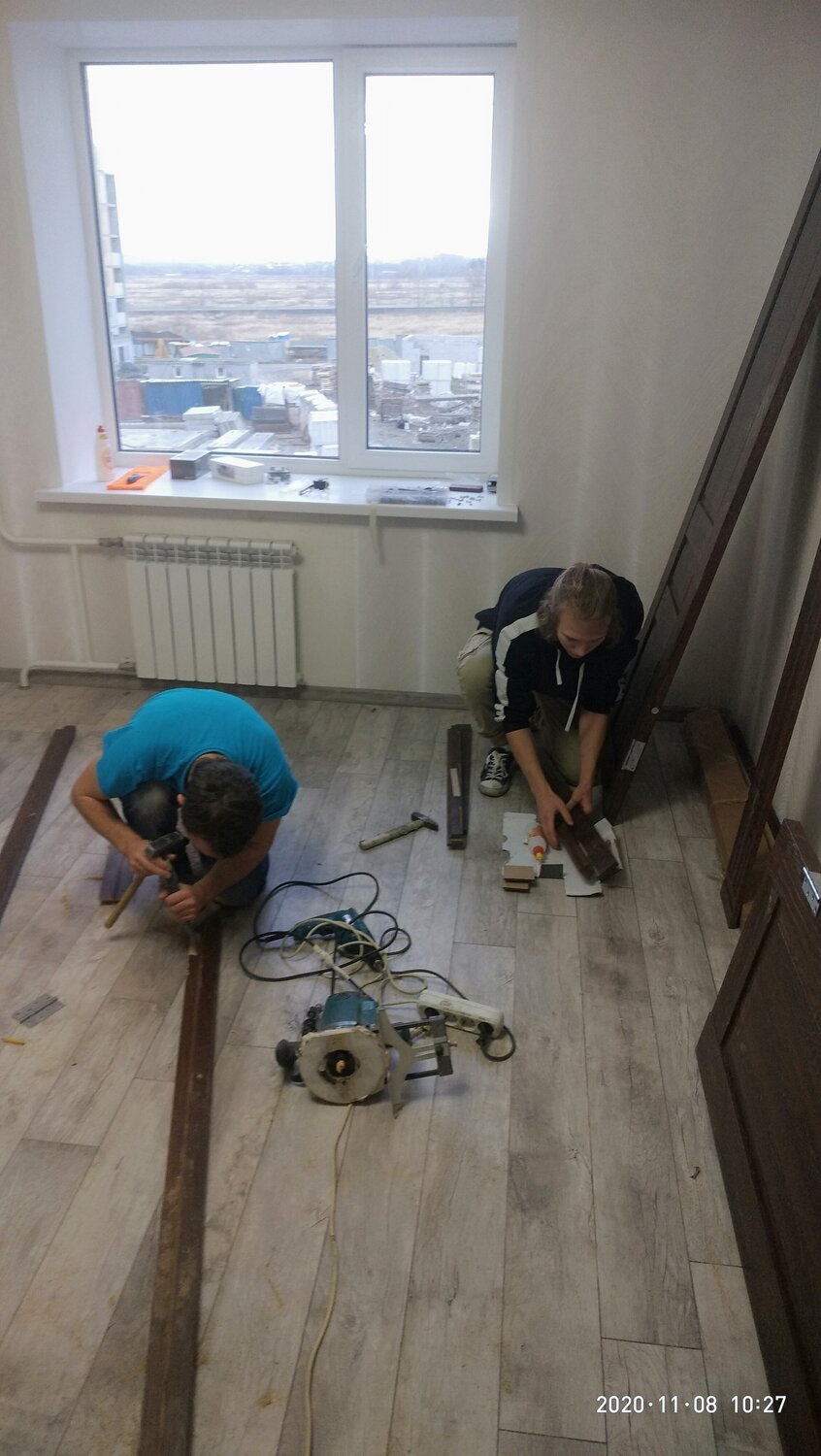 укладка ламината, ламинат, внутренние строительные работы, паркет, ремонт