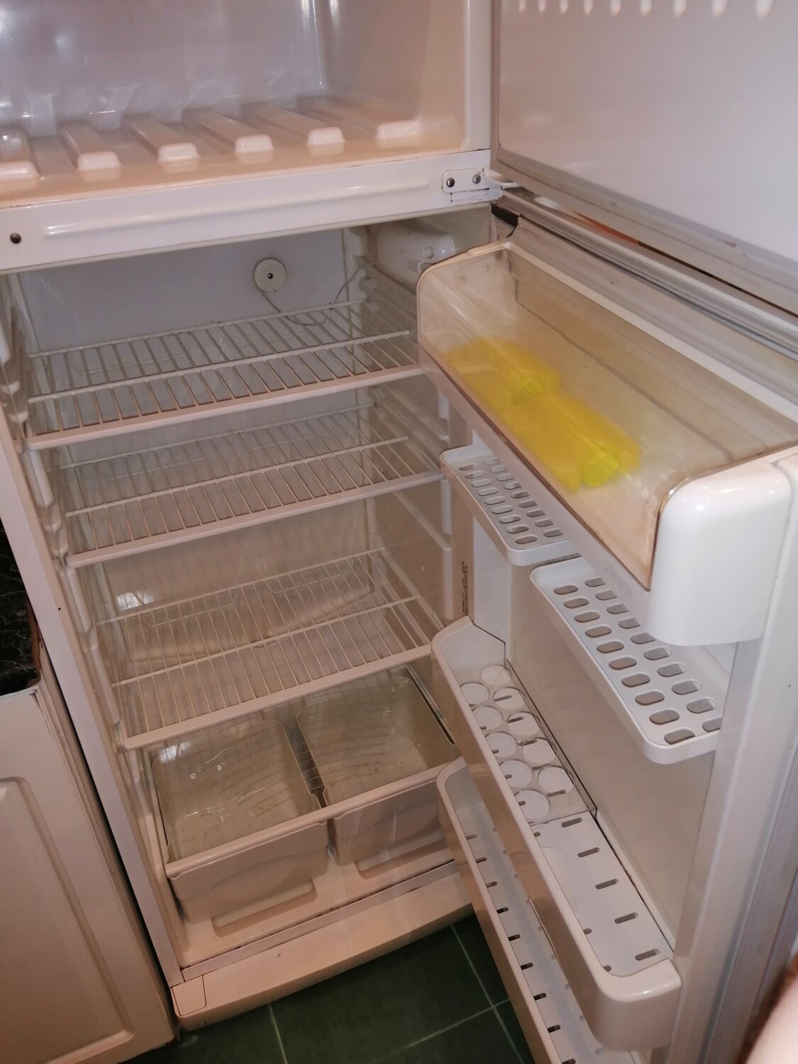 бытовая техника, холодильник стинол 2007, саморазмораживающийся холодильник стинол, холодильник, холодильник стинол 170 см