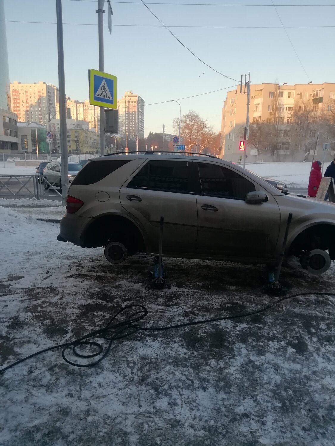автомобиль, авто, машин, сгорела машина на уралмаше, hyundai creta