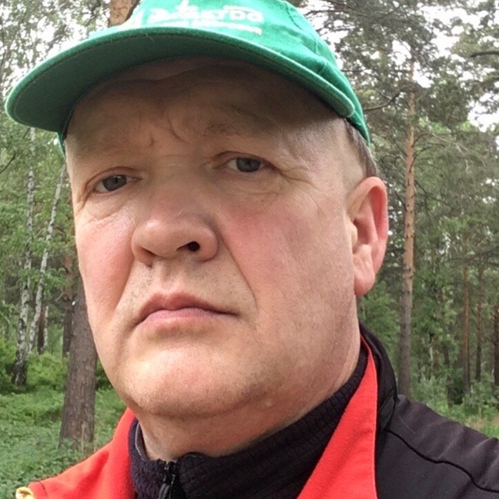 Александр Савельев