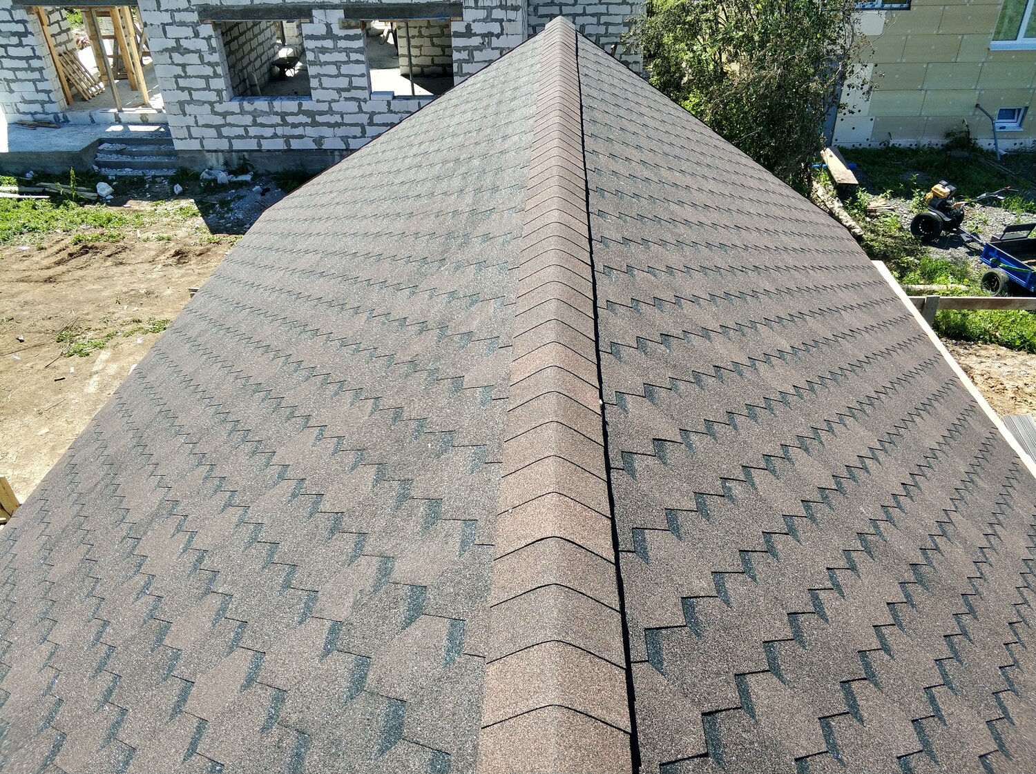 битумная черепица, гибкая черепица docke premium кёльн, технониколь гибкая черепица shinglas фазенда, конусная крыша из мягкой кровли, технониколь оптима гибкая черепица