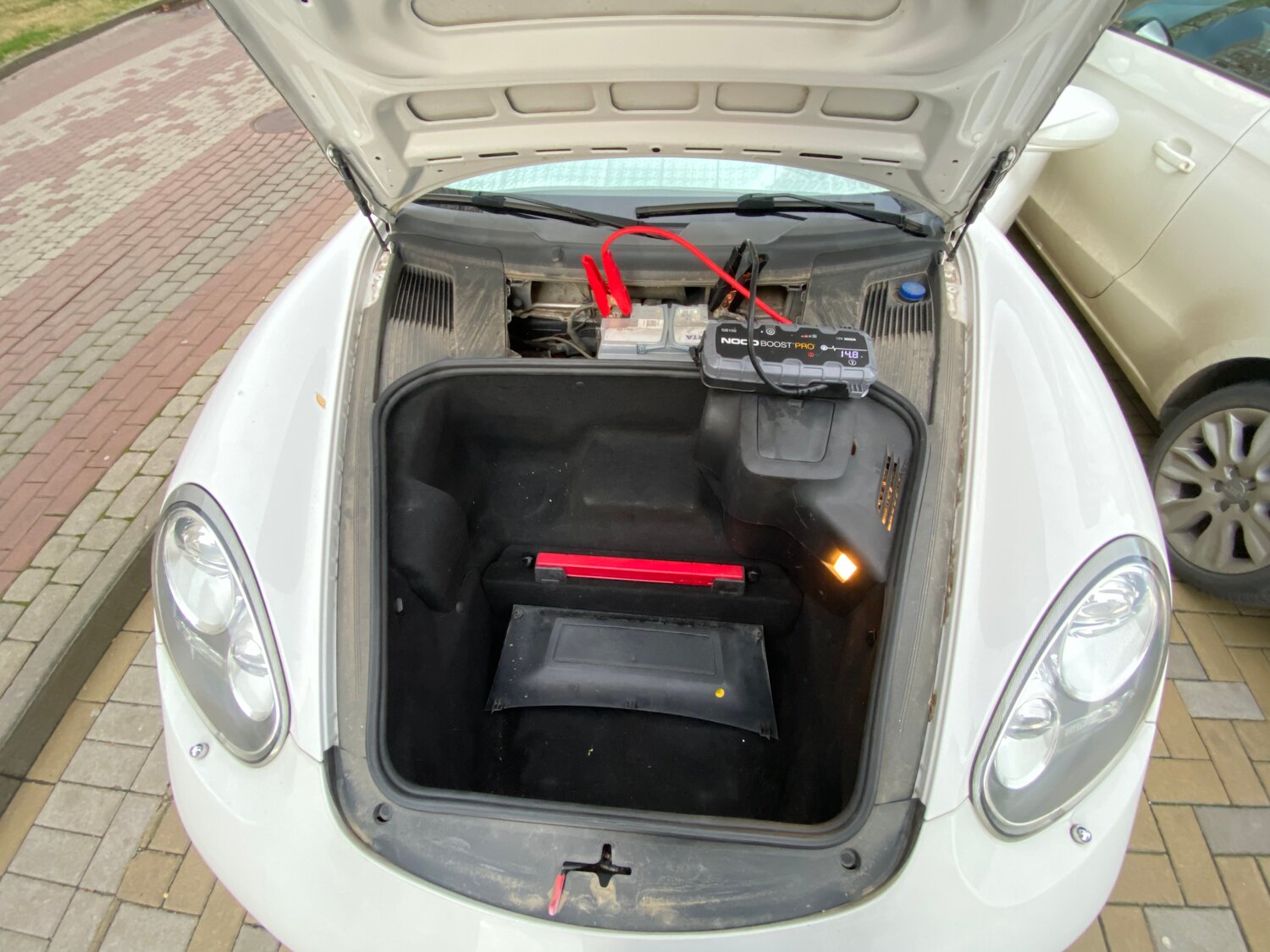 порше кайман багажник, porsche cayman багажник, автомобиль, porsche 718 boxster багажник, порше бокстер 2005 крышка капота изнутри
