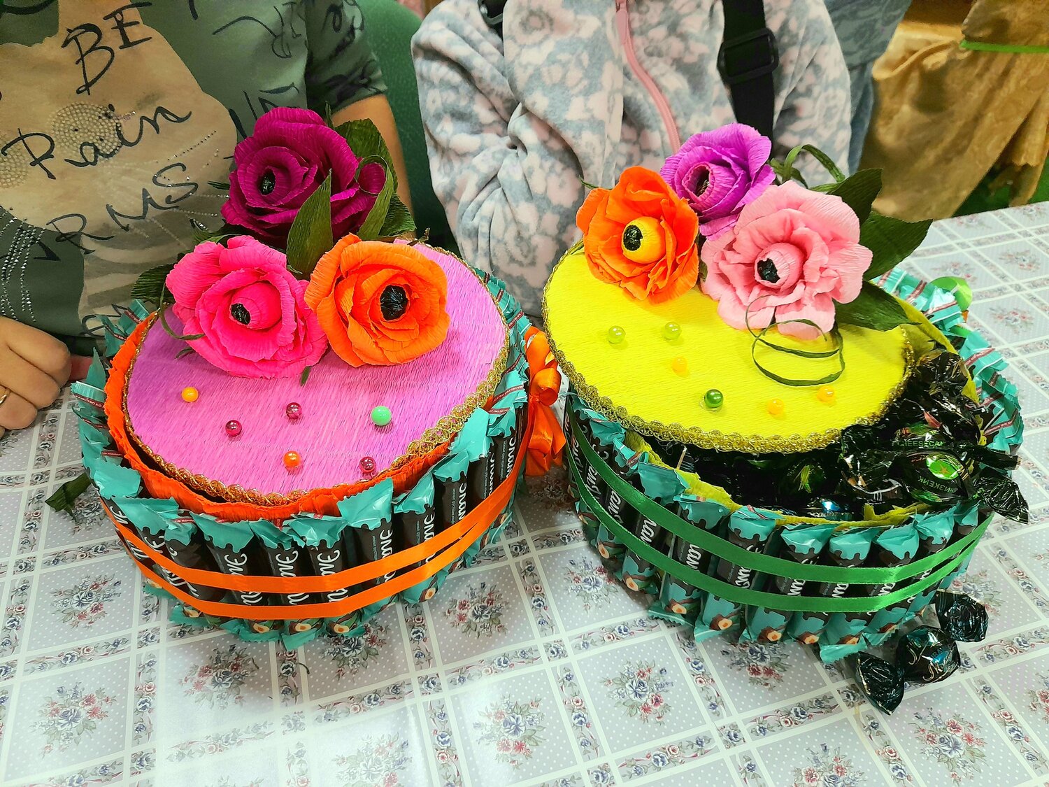 торты из конфет, оригинальный торт из конфет, свит дизайн, тортик из конфет, букет из конфет