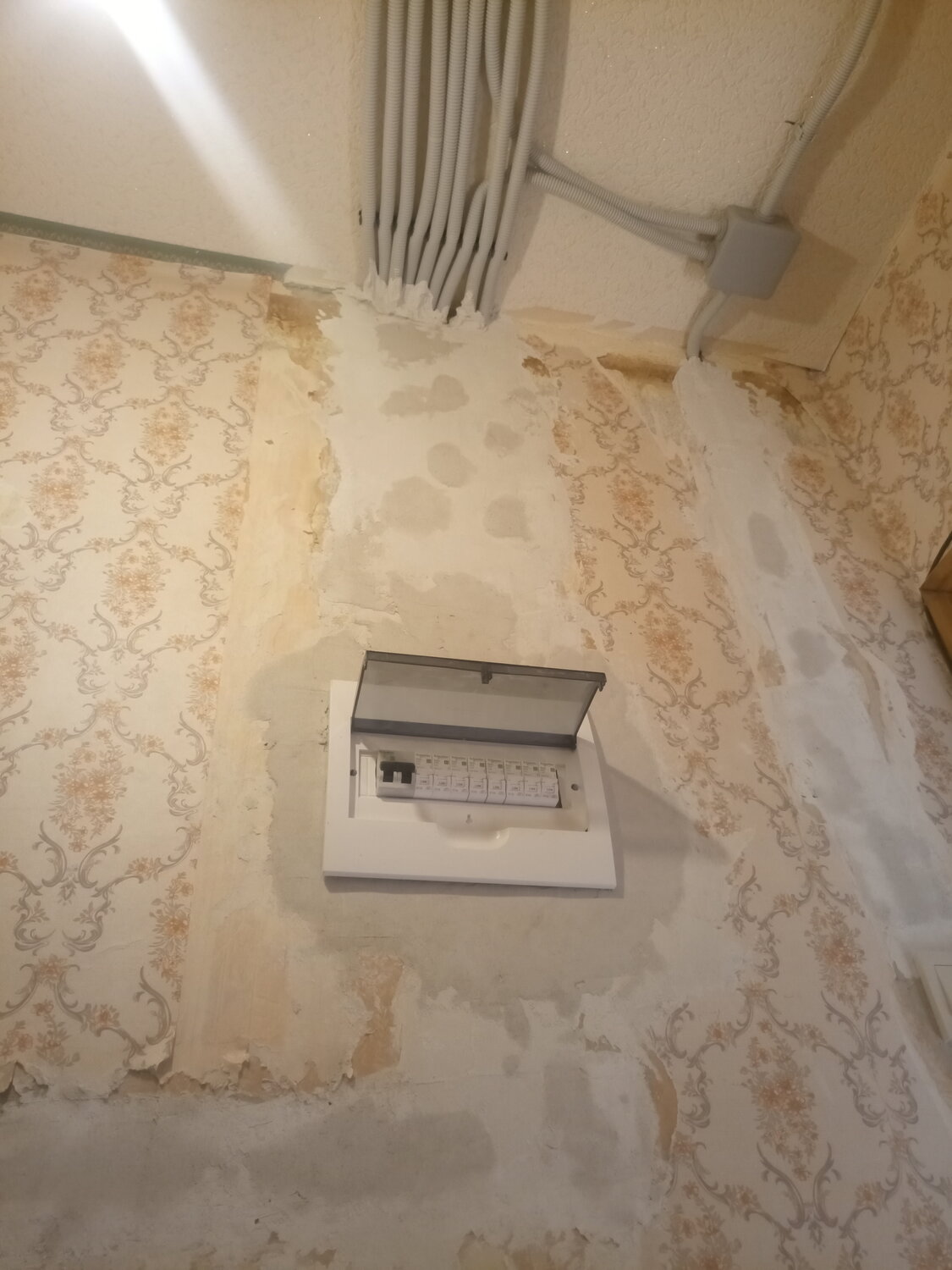 кондиционер, установка кондиционера, установка кондиционера в квартире, кондиционер в квартире, монтаж кондиционера