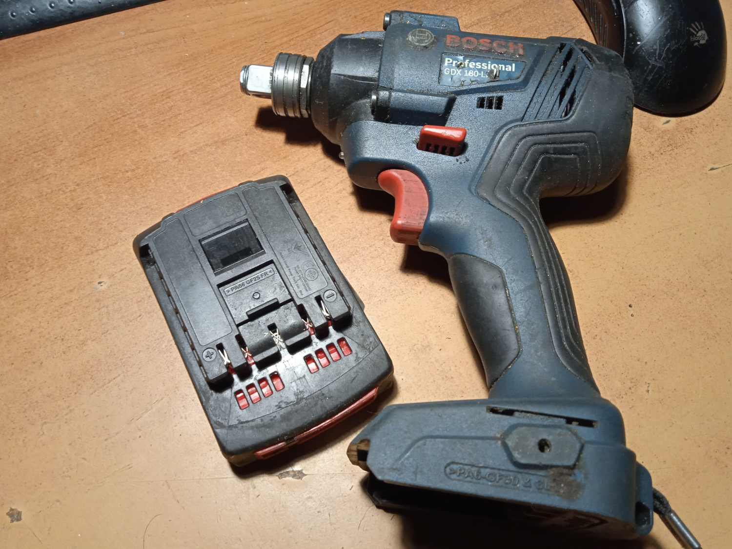 bosch шуруповерт, дрель шуруповерт аккумуляторная, bosch 26v шуруповерт, шуруповерт бош 14,4 3 601 j18 g20, шуруповерт bosch gsr 12-2 professional