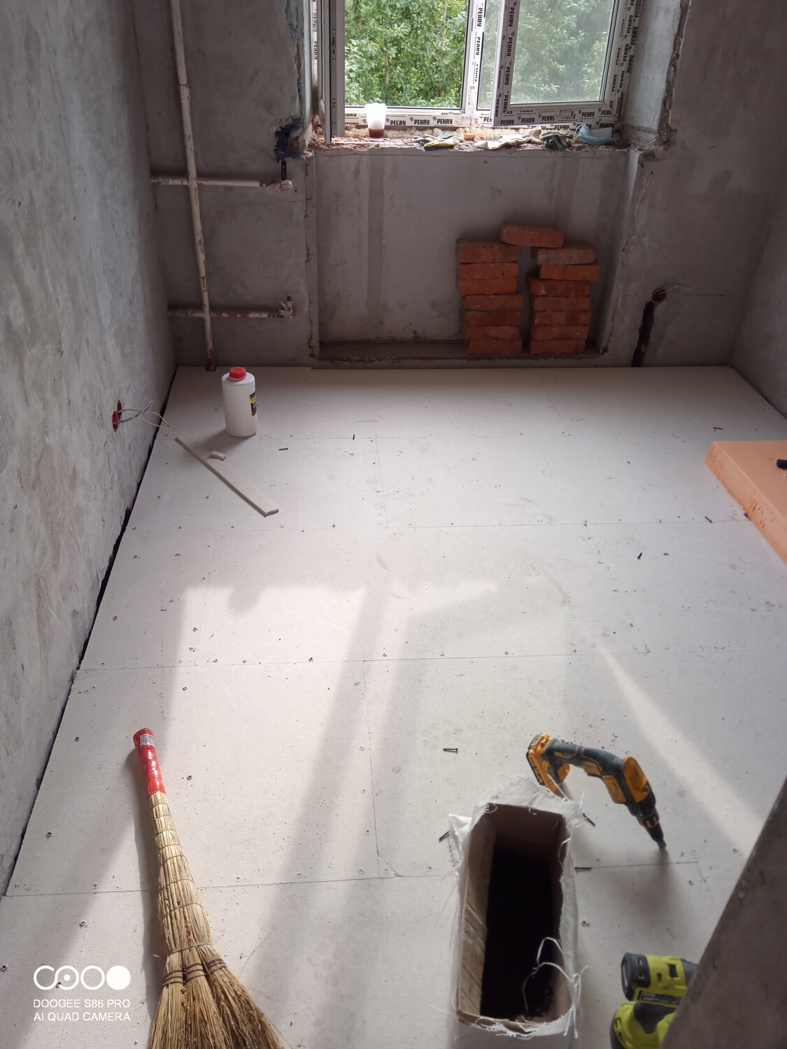 полусухая стяжка пола, сухая стяжка пола, стяжка пола в квартире, стяжка пол, черновая стяжка пола