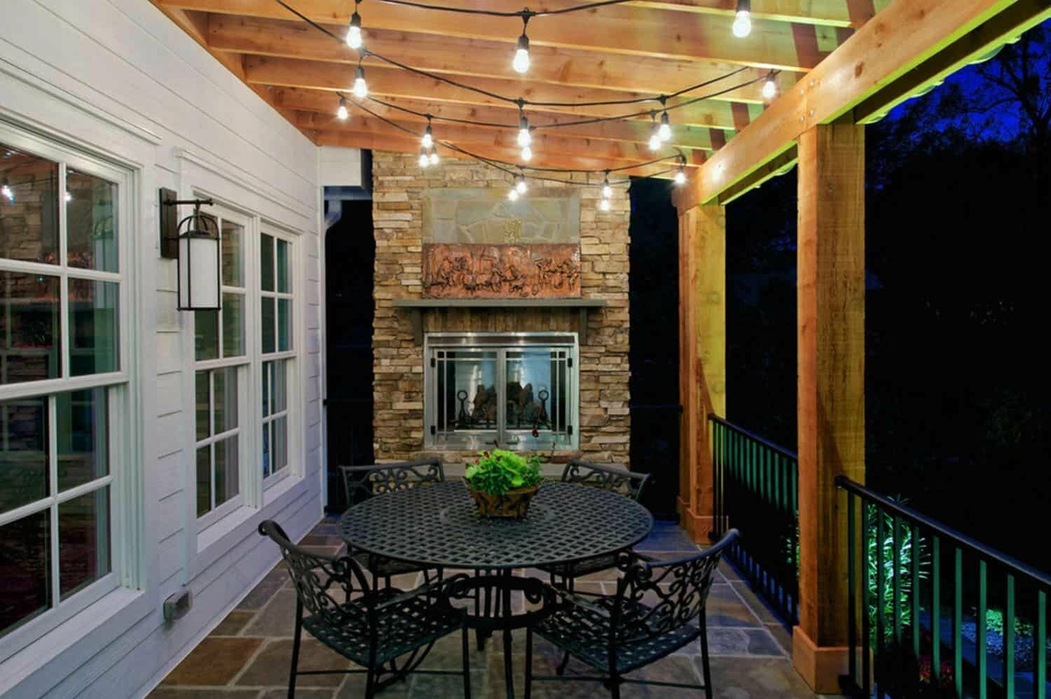 Iguzzini, тонкие светодиодные «свечи» «Typha»