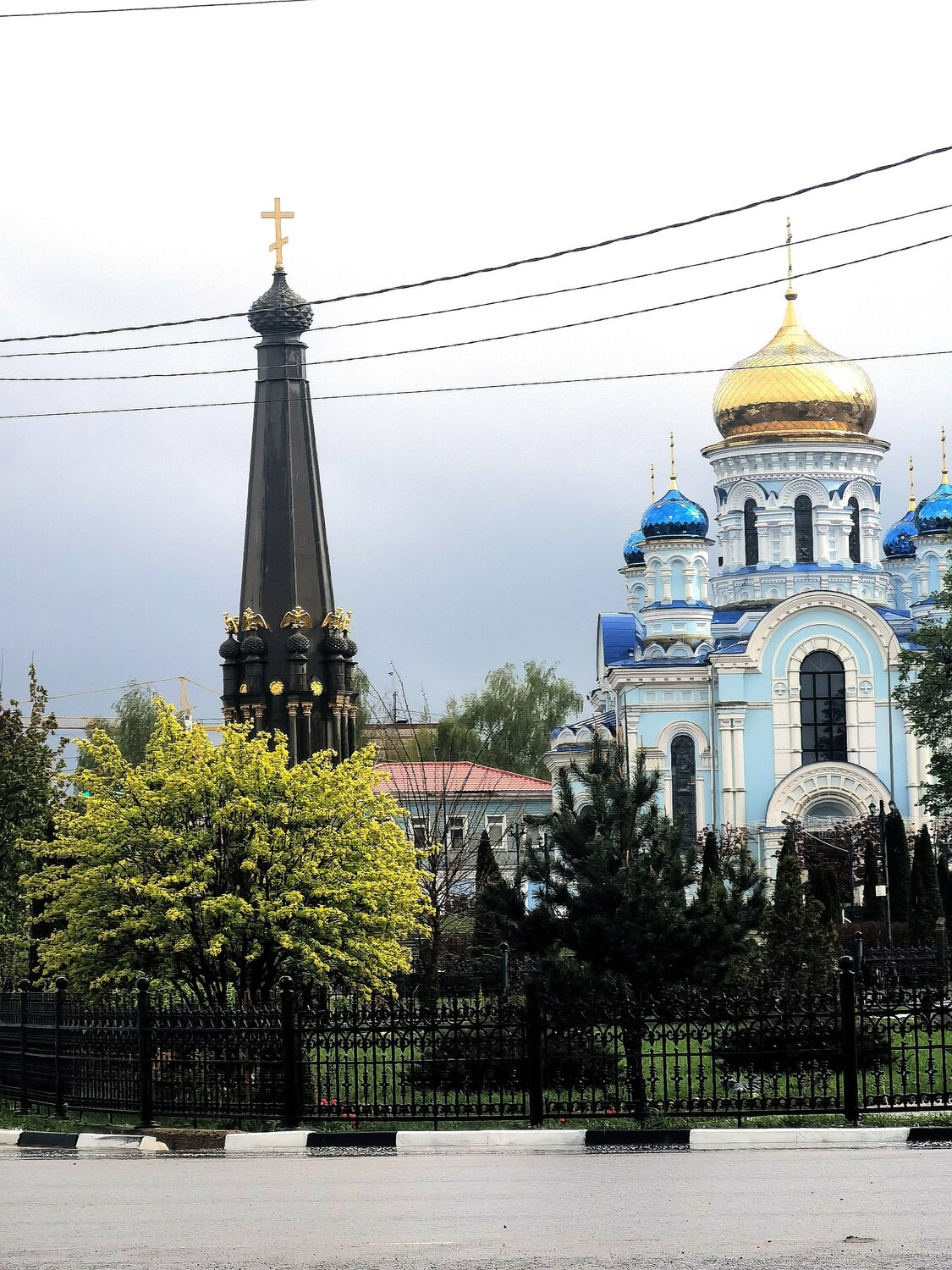 вид города малоярославец калужской области, малоярославец калужская область, храм успения пресвятой богородицы малоярославец, assumption cathedral, успенский собор малоярославец