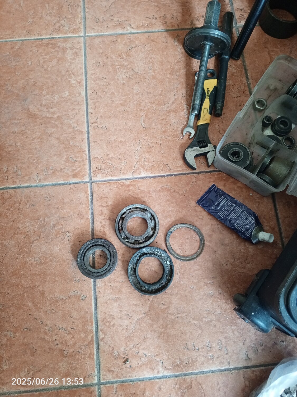 подшипник на, комплект подшипника ступицы колеса переднего, комплект подшипника ступицы колеса заднего, комплект подшипника ступицы, комплектов подшипников