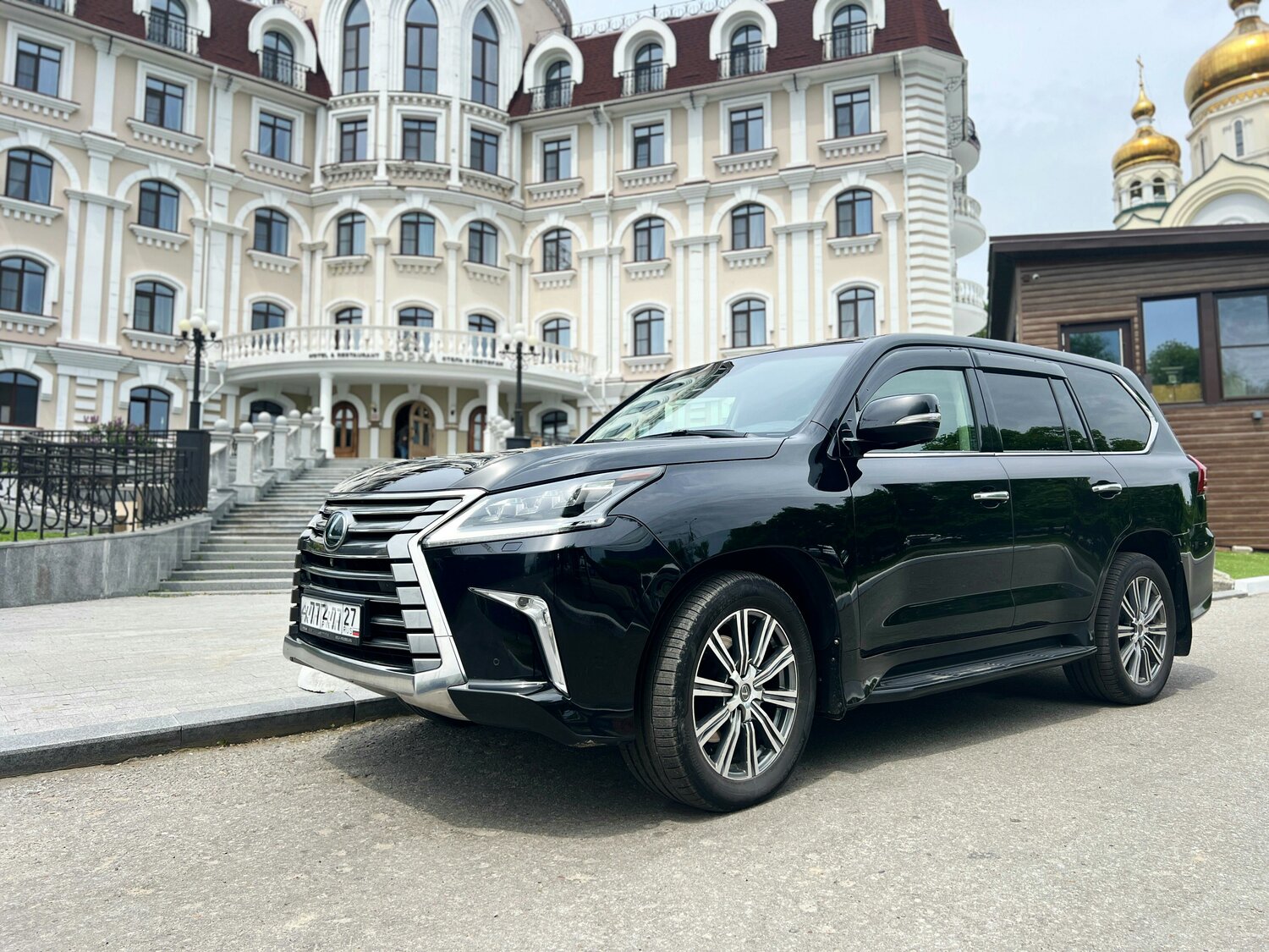 lexus lx 450 d, lexus lx 570 2017, ������������ lx 450 d, ������������ ����, Porsche Macan