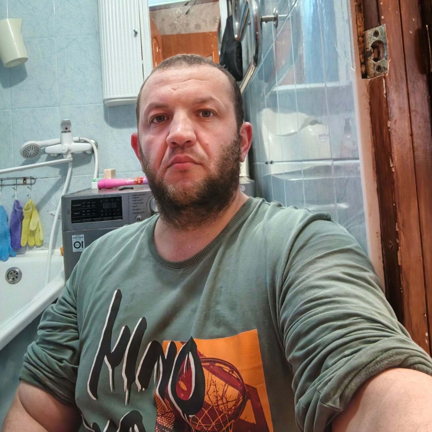 Алим А.