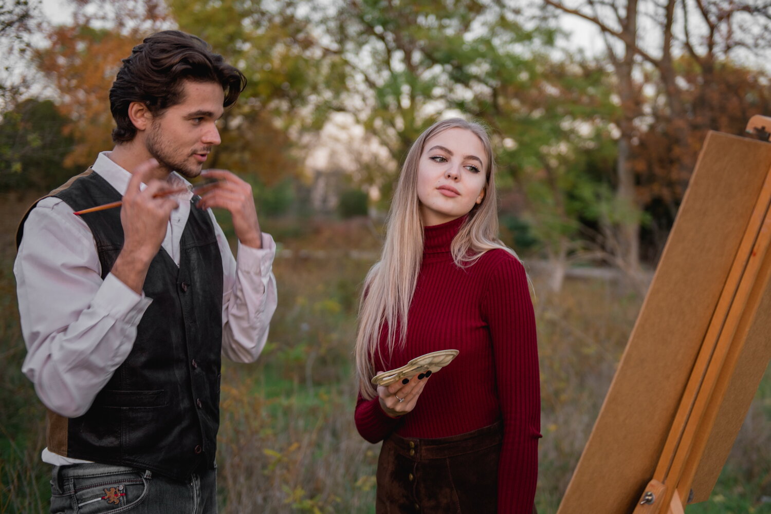 я зомби сериал лив и рави, однажды в сказке эмма и генри, кадр из фильма, сериал, кэролайн дневники вампира 6 сезон