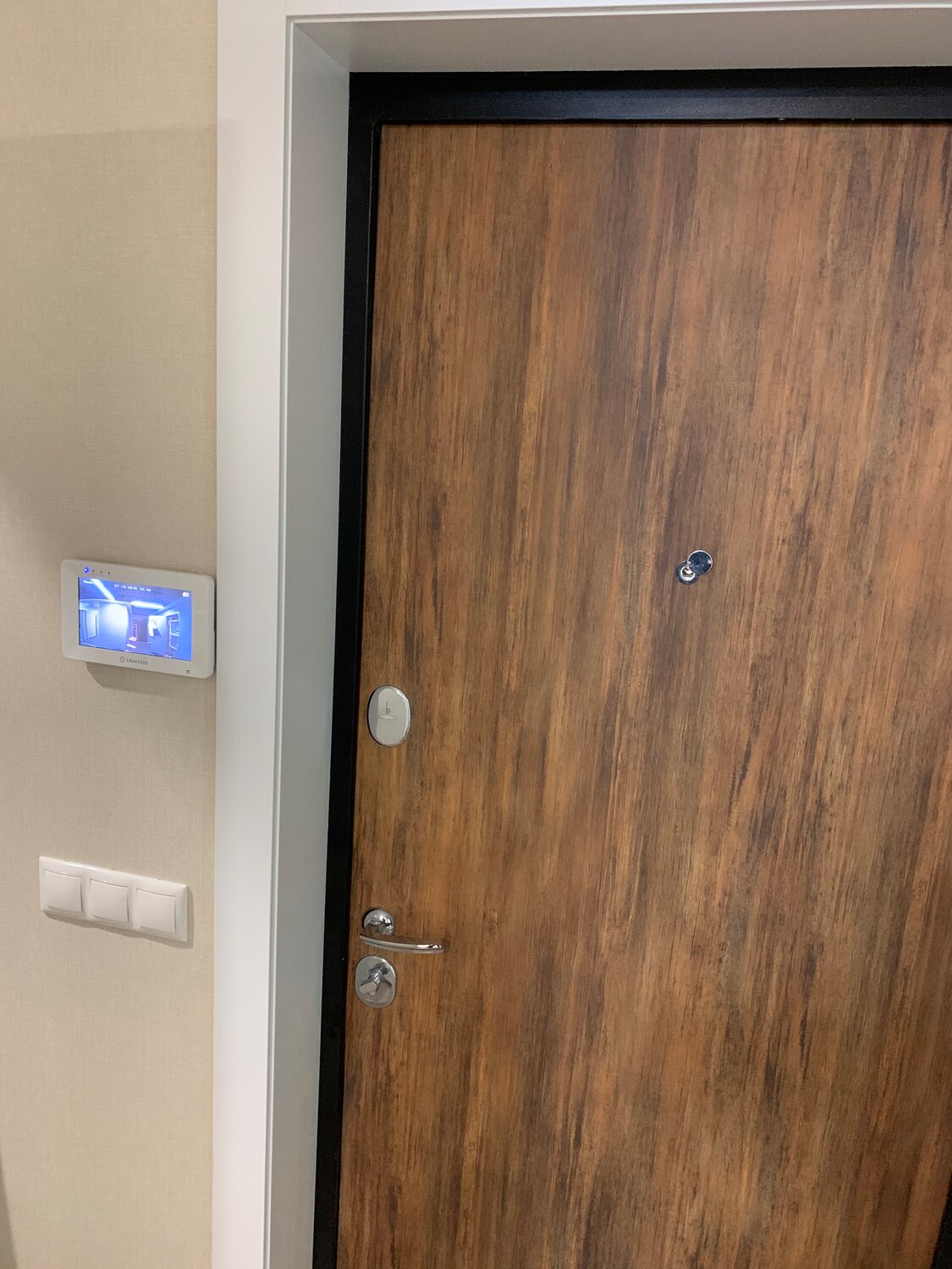 Монтаж домофона