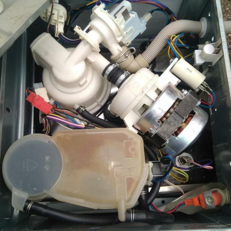 ионообменник посудомоечной машины indesit, посудомоечная машина ll40 ariston циркуляционный насос, ошибка r24 в посудомоечной машине миеле, ошибка е09 в посудомоечной машине bosch, electrolux посудомоечная машина oshibka i30