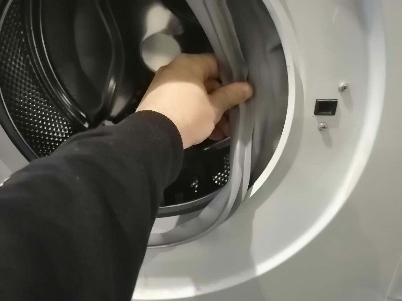 Замена манжета люка стиральной машины