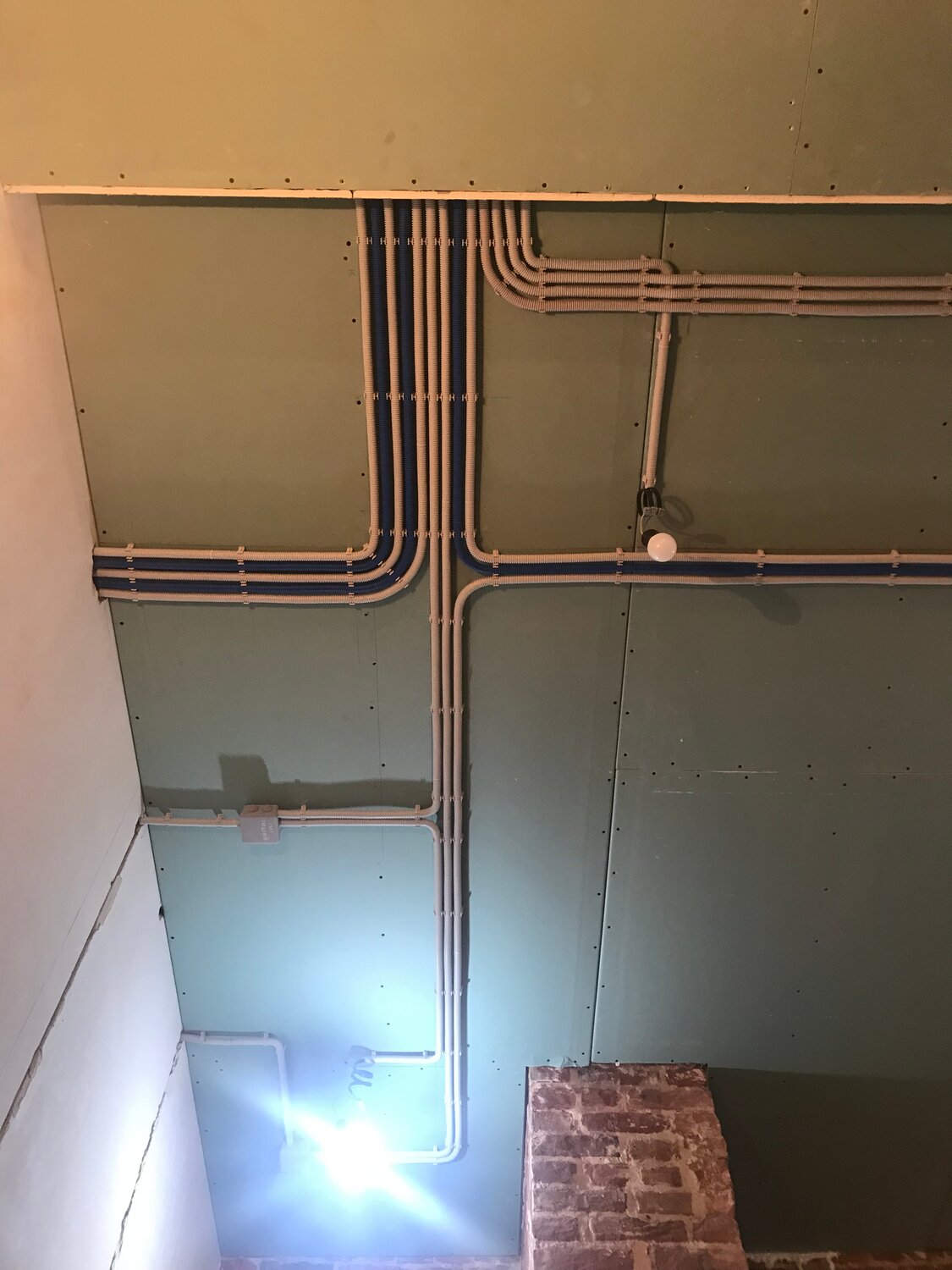 электромонтажные работы, электромонтаж, монтаж электропроводки, монтаж электрики, разводка электрики