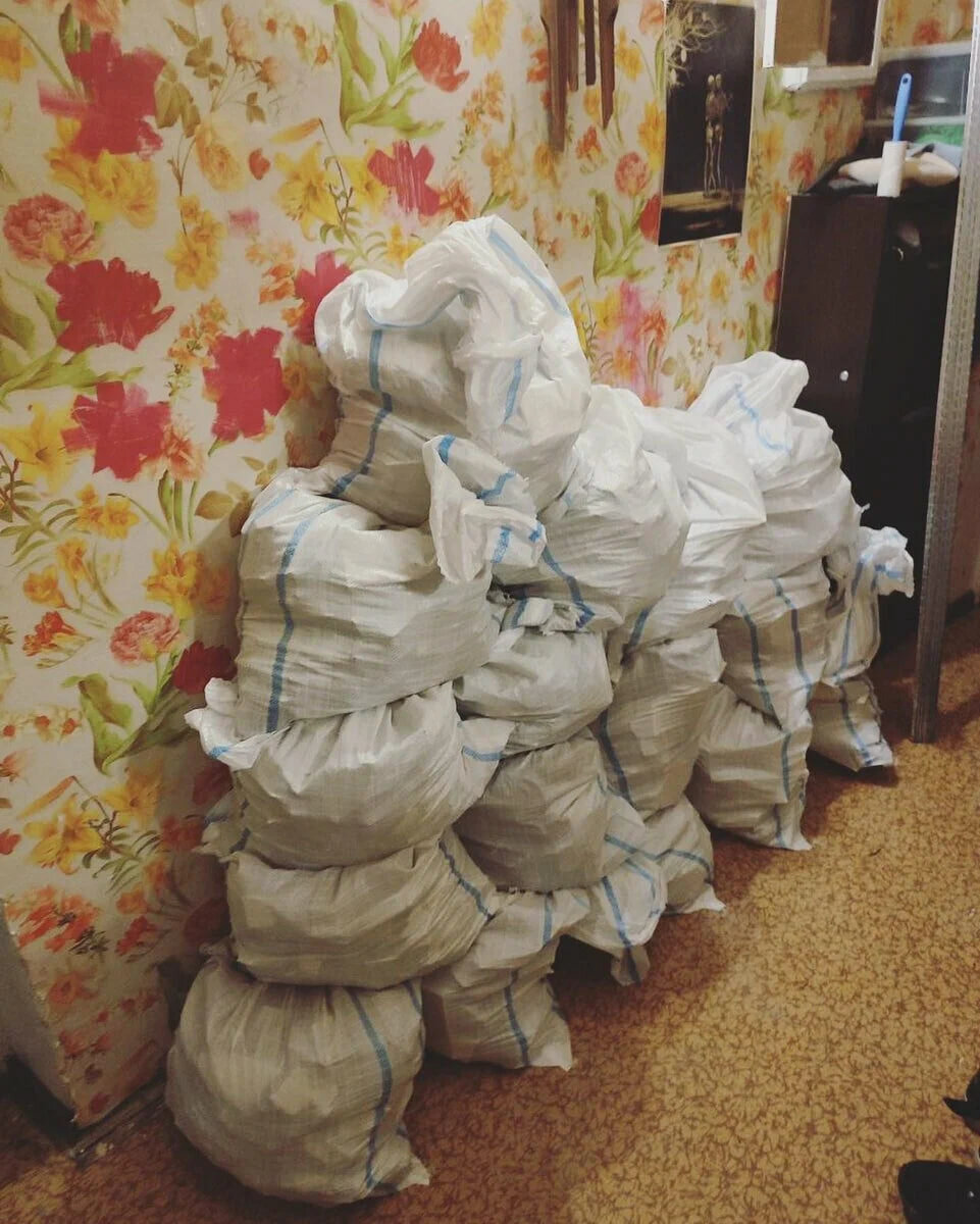 Спуск мусора по этажам