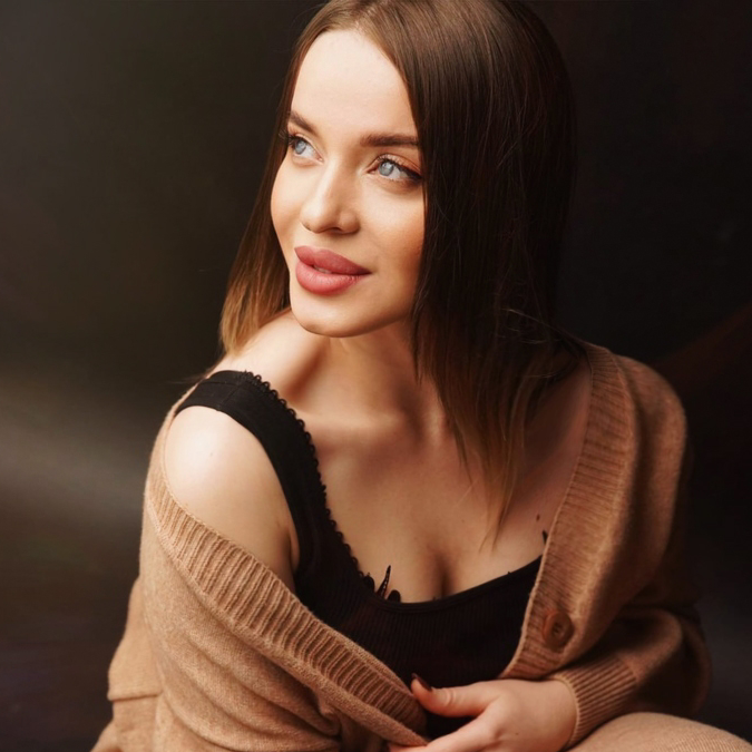 Елена Мельник