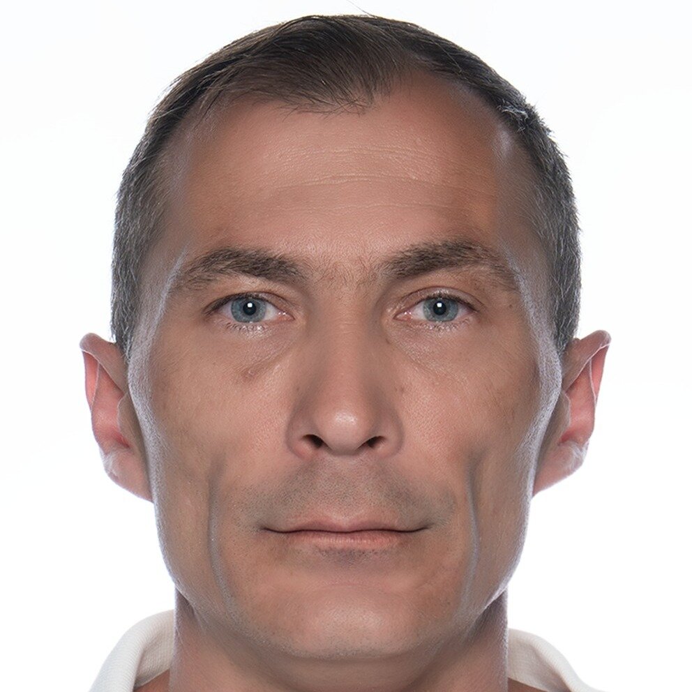 Дмитрий Комаров