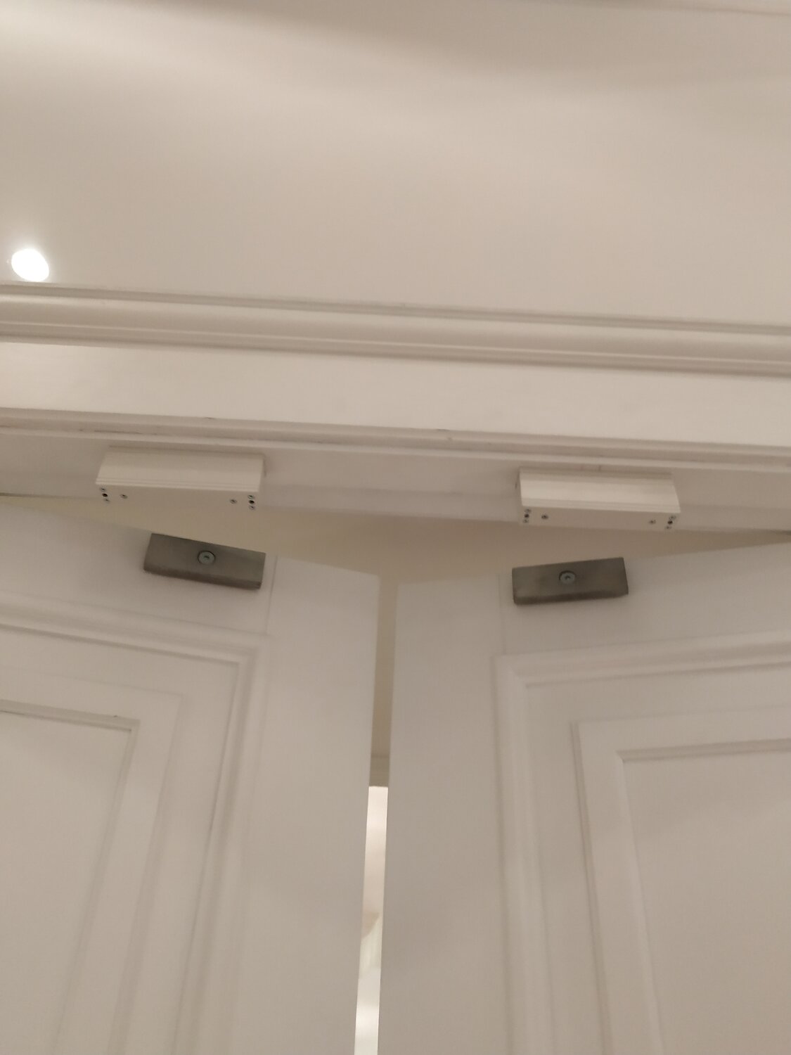 dorma ts 93, дверной доводчик, доводчик, доводчик dorma, раздвижная система geze perlan 140