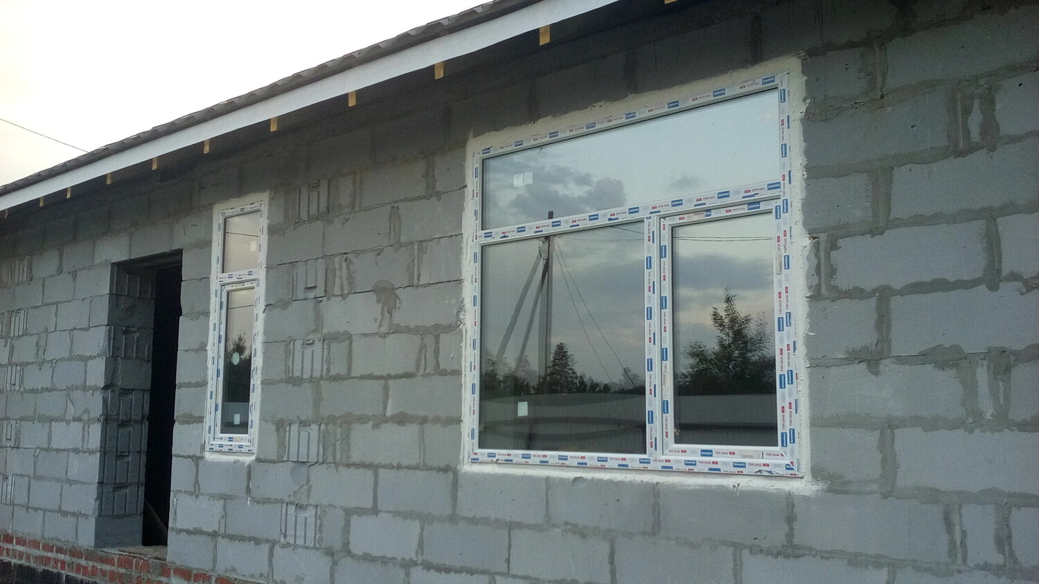 пластиковые окна в газобетонный дом, пластиковые окна в доме из газобетона, пластиковое окно, окон, окна пластиковые в гараж своими руками