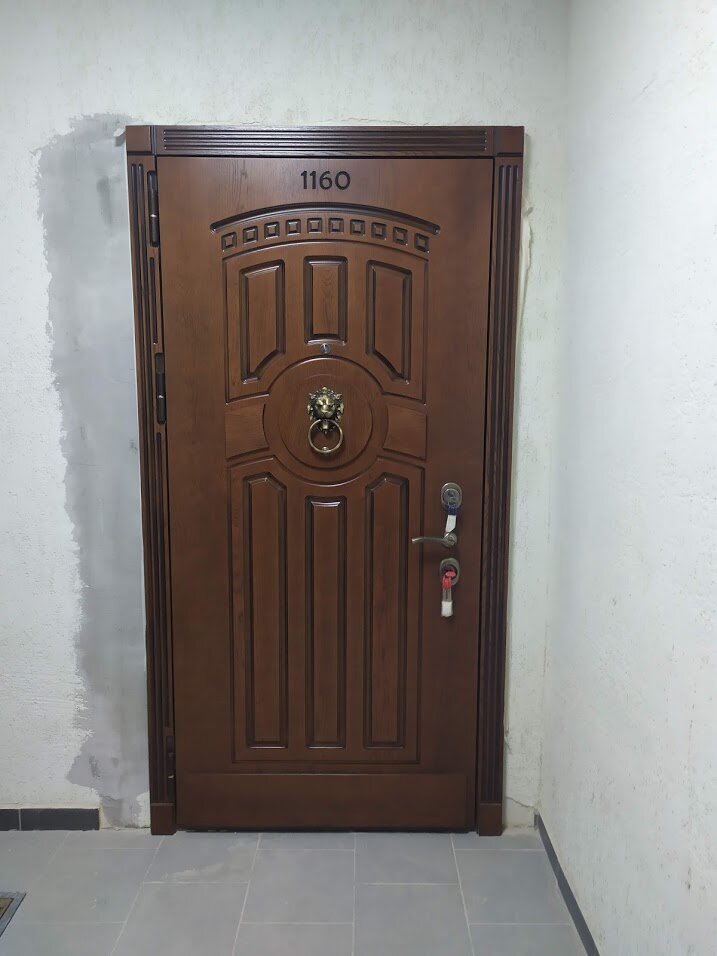 Входная дверь как сейф, что под обивкой