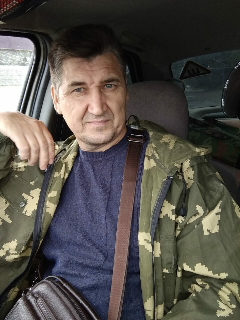 Эдуард Столяров