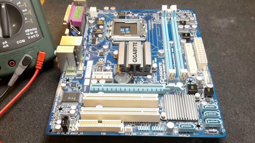 материнская плата gigabyte ga-880gm-ud2h, материнская плата gigabyte ga-g41m-combo, socket 775, gigabyte ga-h61-s2pv, материнская плата gigabyte h77-d3h, gigabyte ga-p41t-d3