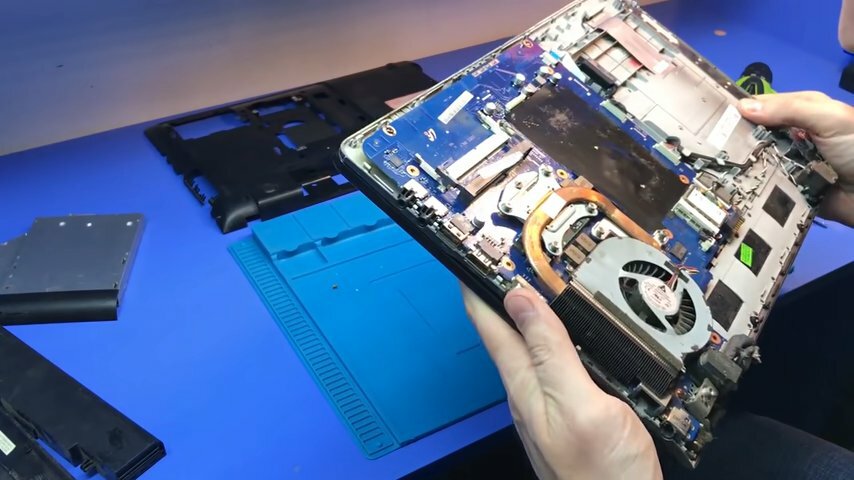 ноутбук, разборка, разобранный ноут, материнская плата samsung np300e5c-s0v, разбор ноутбука lenovo z500