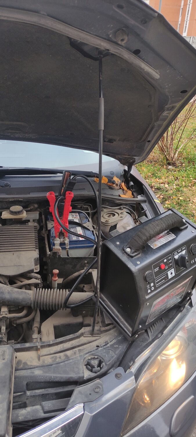 Замена аккумулятора на новый с выездом в Москве и Московской области ...