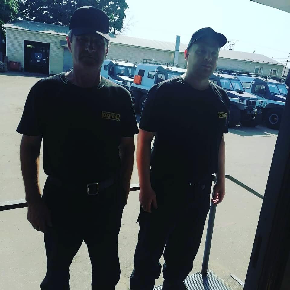 Услуги охраны людей и объектов в Москве: 120 охранников со средним ...