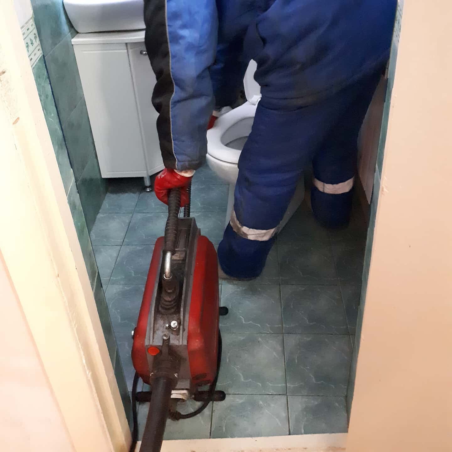 устранение засоров канализации, дрель для сухого алмазного сверления milwaukee dd 2-160 xe разборка, hilti инструмент, устранение засоров, tesisat