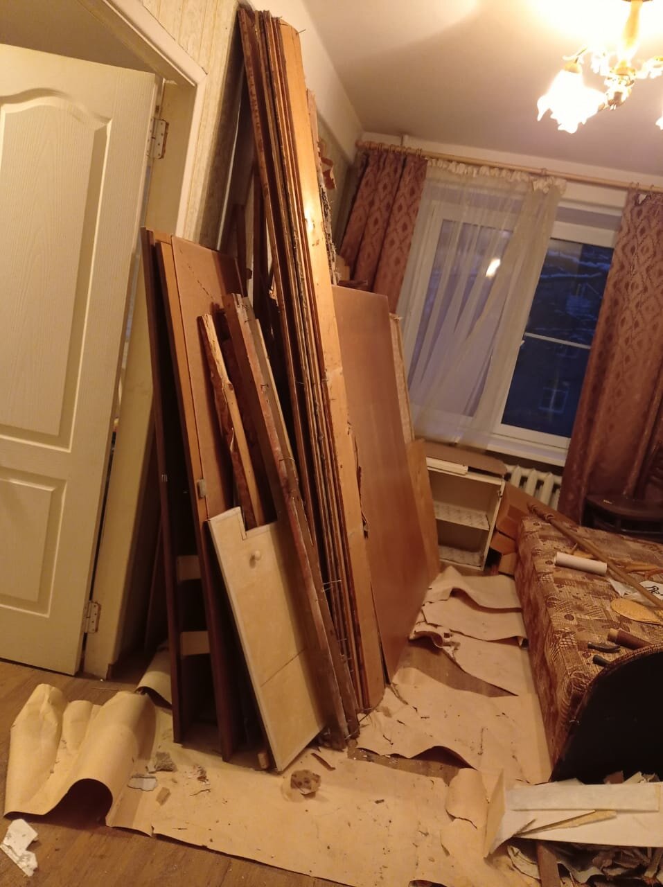 Разобрать и вывезти мебель - 80 фото