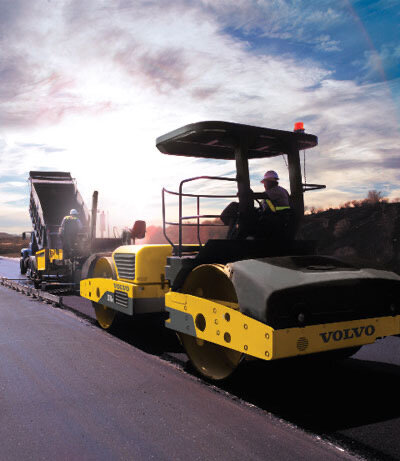 асфальтоукладчик, асфальтовый каток, дорожная техника, bomag bw 145 d-3, асфальтоукладчик volvo