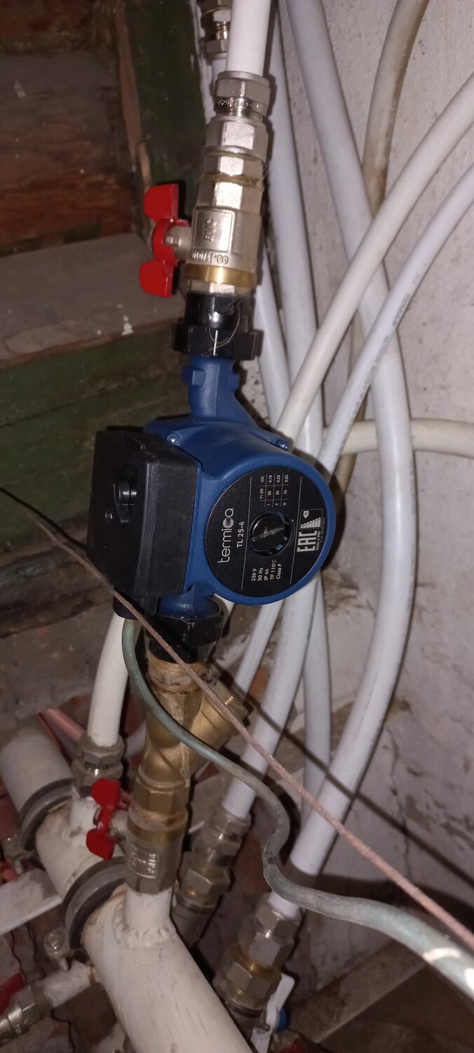 циркуляционный насос для отопления, циркуляционный насос для системы отопления, насос циркуляционный с гайками 32/60 джилекс, циркуляционный насос в системе отопления ф63, циркуляционный насос для бойлера