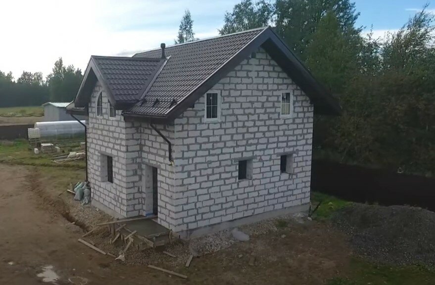 строительство дома из пеноблоков, дом из пеноблоков, дом из газосиликатных блоков с мансардой, строительство домов из газобетона, дом с мансардой из пеноблоков