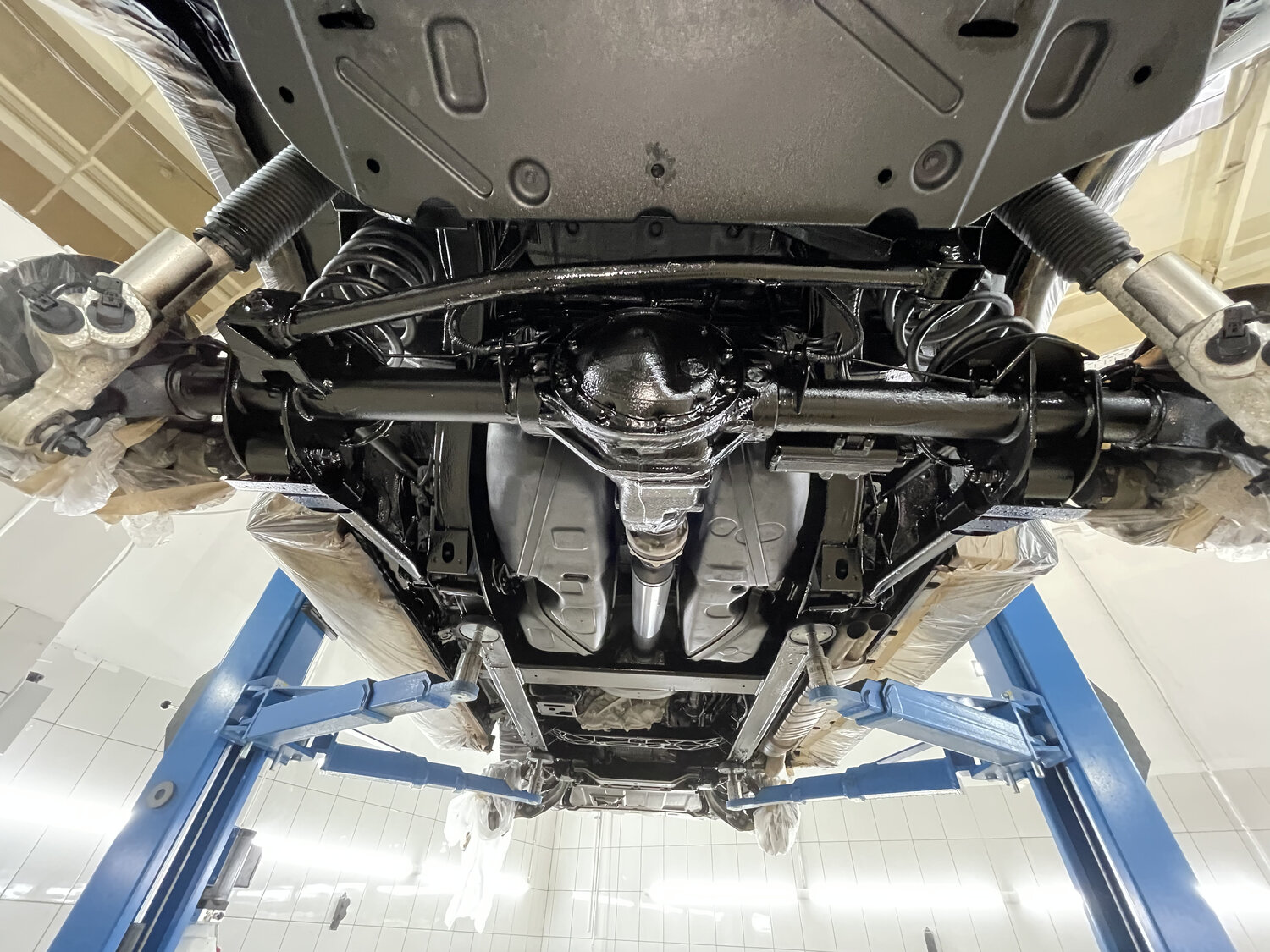 днище автомобиля, днище bmw f30, volvo xc60 днище, hyundai creta днище, suzuki vitara 2015 днище